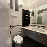 Prestigious 3 Bedrooms, 8 Guest, Centre Porta Romana * ミラノ