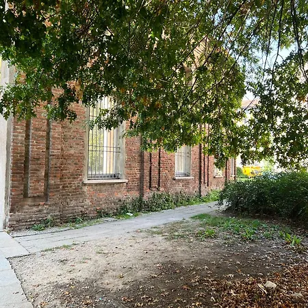 Prestigious 3 Bedrooms, 8 Guest, Centre Porta Romana アパート *