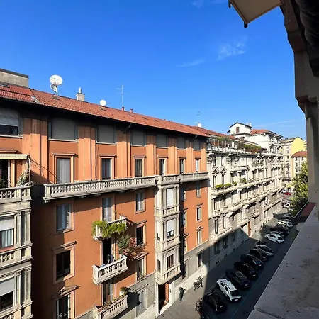 Prestigious 3 Bedrooms, 8 Guest, Centre Porta Romana Appartamento *